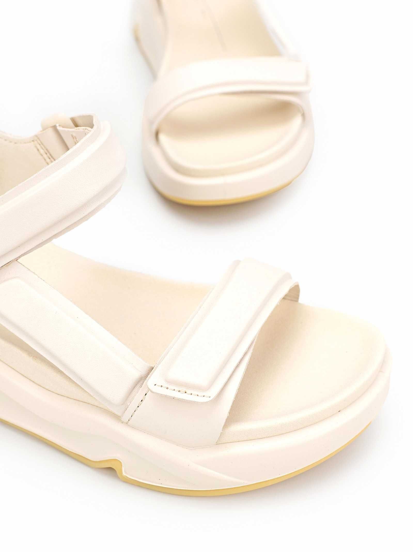 Сандалии ECCO Chunky. Оригинал. Р 39