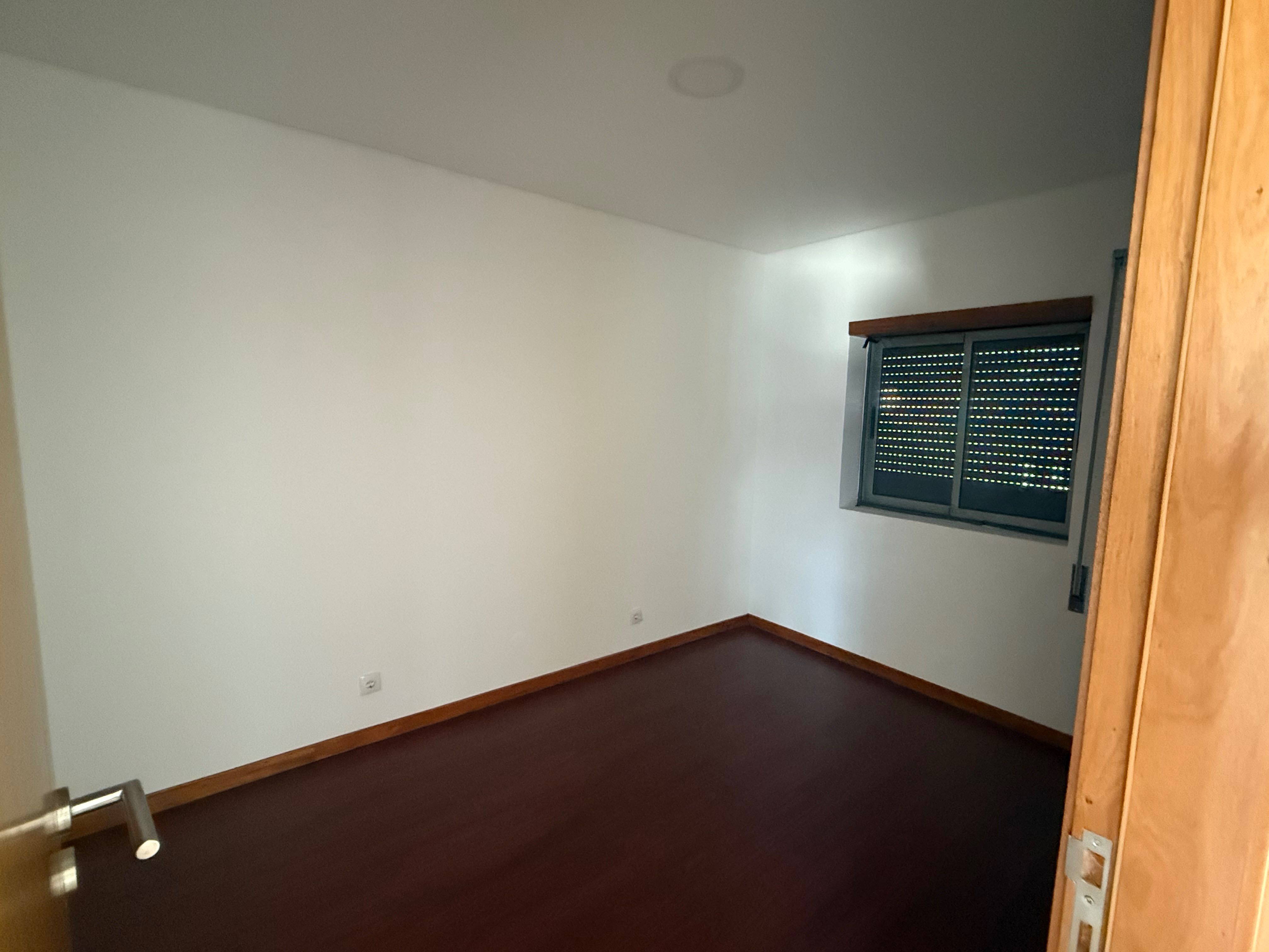 Alugo Apartamento T2 Folgosa-Maia