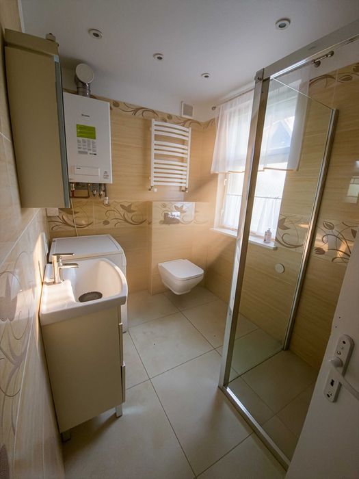 3 pokojowe mieszkanie z ogródkiem 250m2 na wynajem, Gdynia Wielki Kack