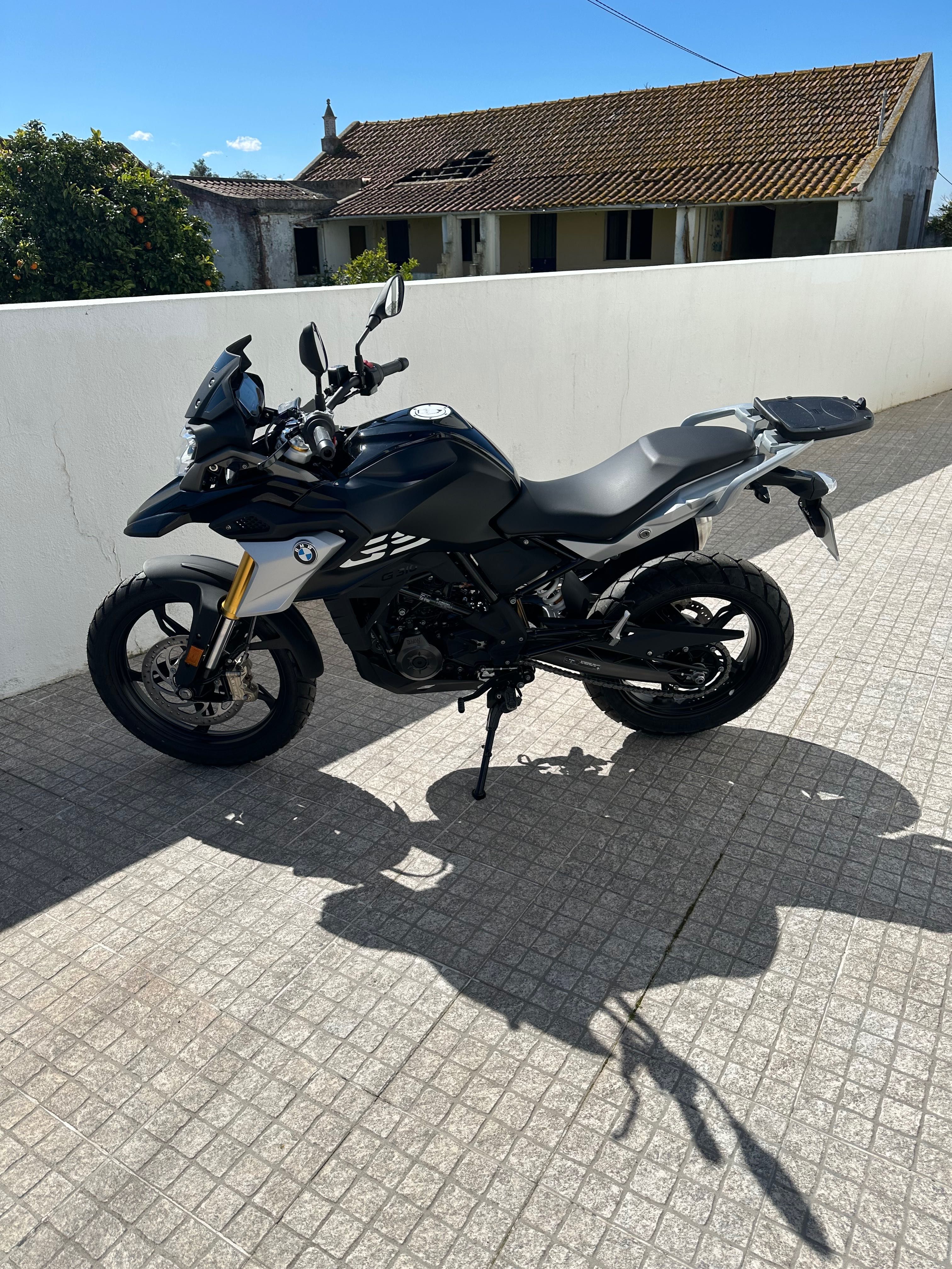 Moto semi nova BMW G310GS