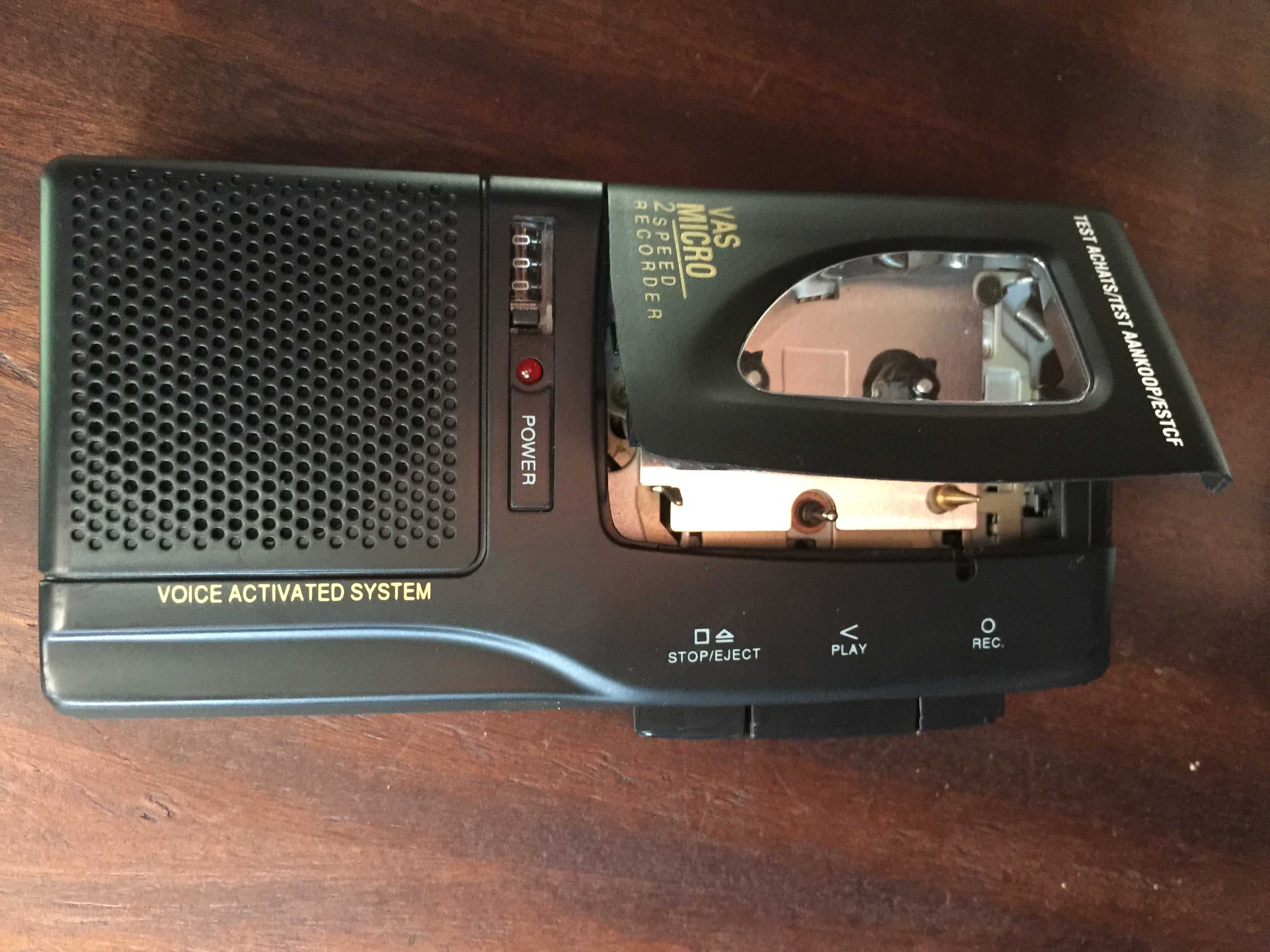 Antigo Gravador Audio de Micro-cassete