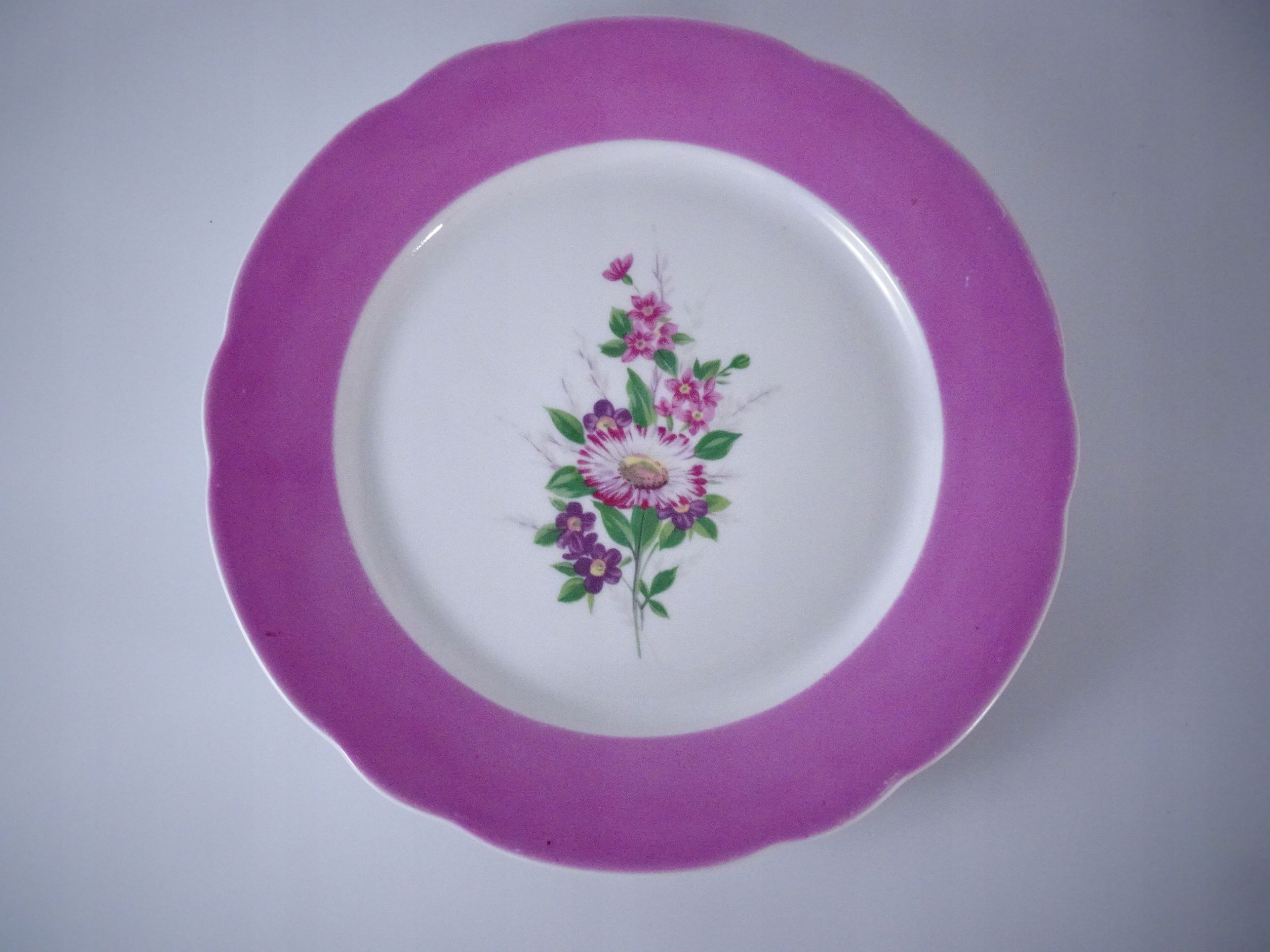 vintage różowy porcelanowy talerz patera kwiaty