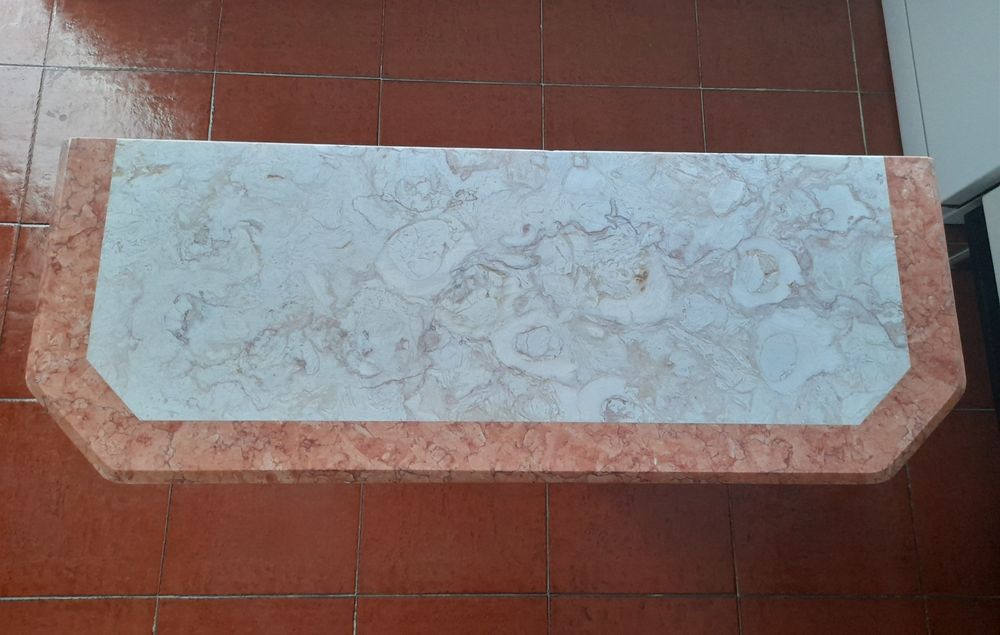 Mesa de encostar de pedra verdadeira