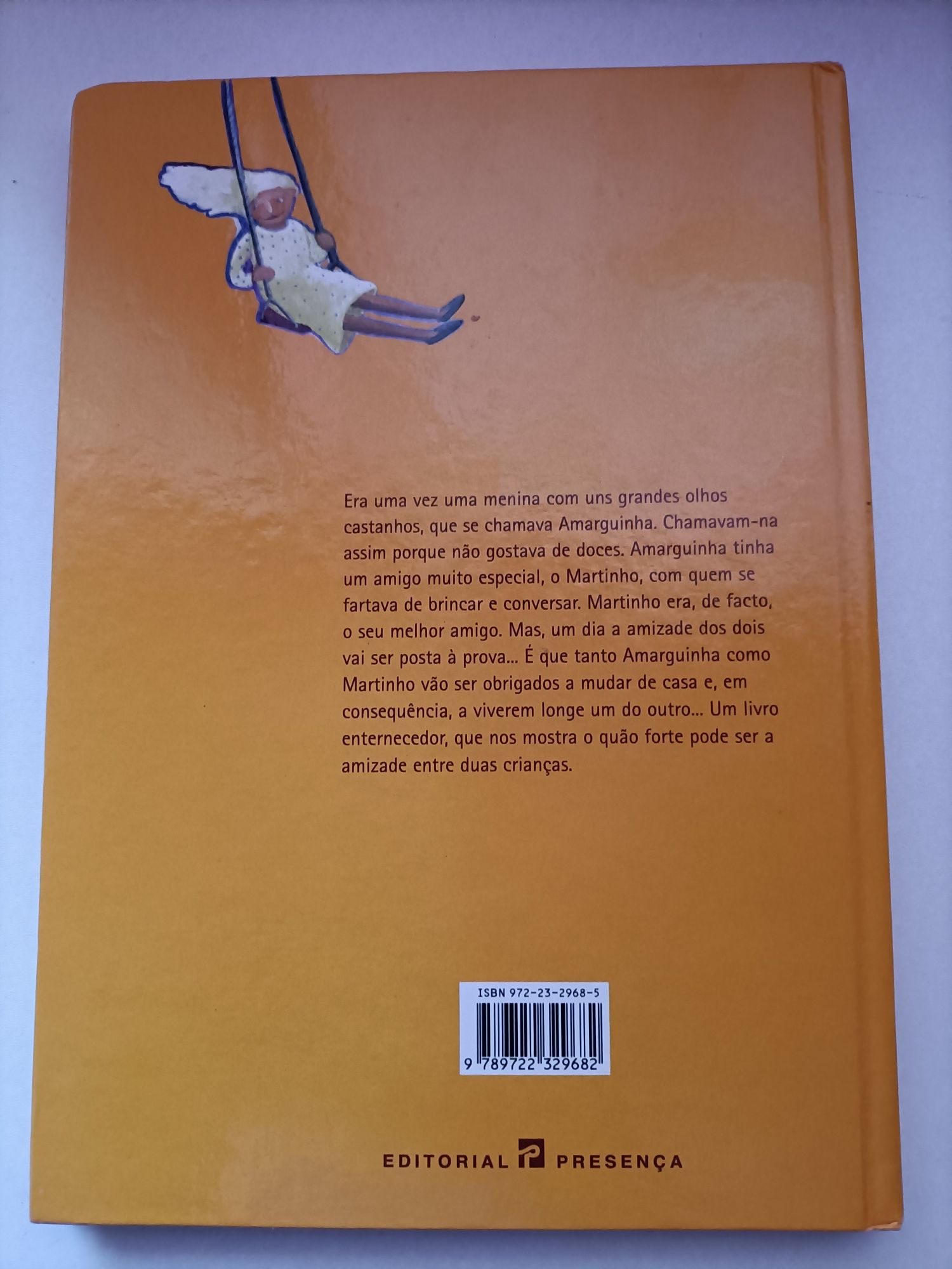 "A amarguinha" livro de Tiago Rebelo.