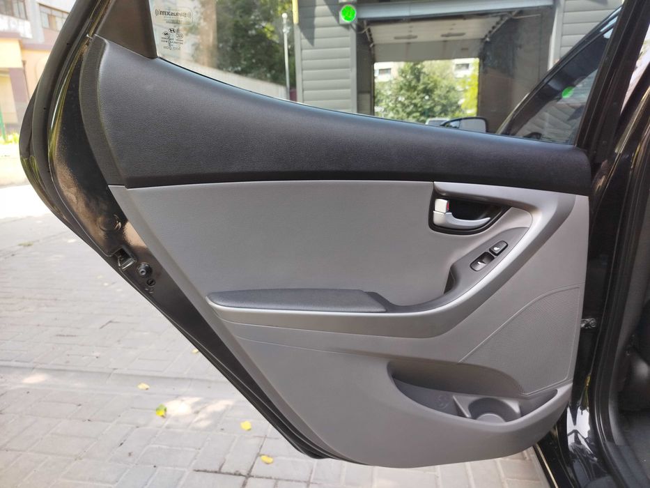 Hyundai Elantra LIMITED + Индивидуальная комплектация!