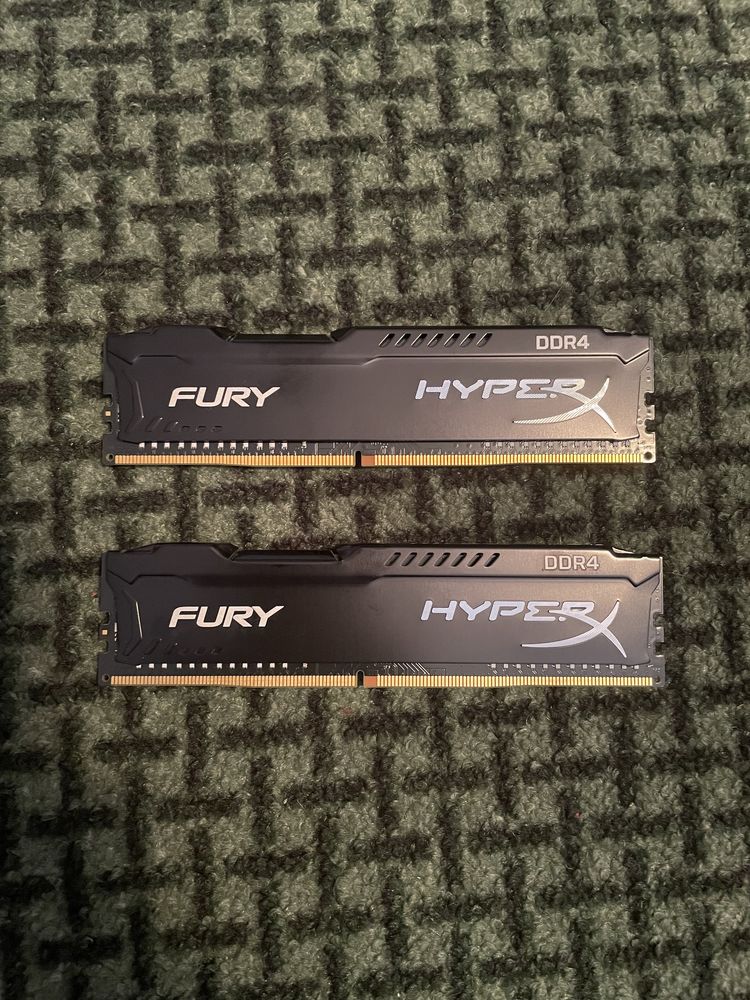 Оперативная память HyperX DDR4-2400 (2x4)