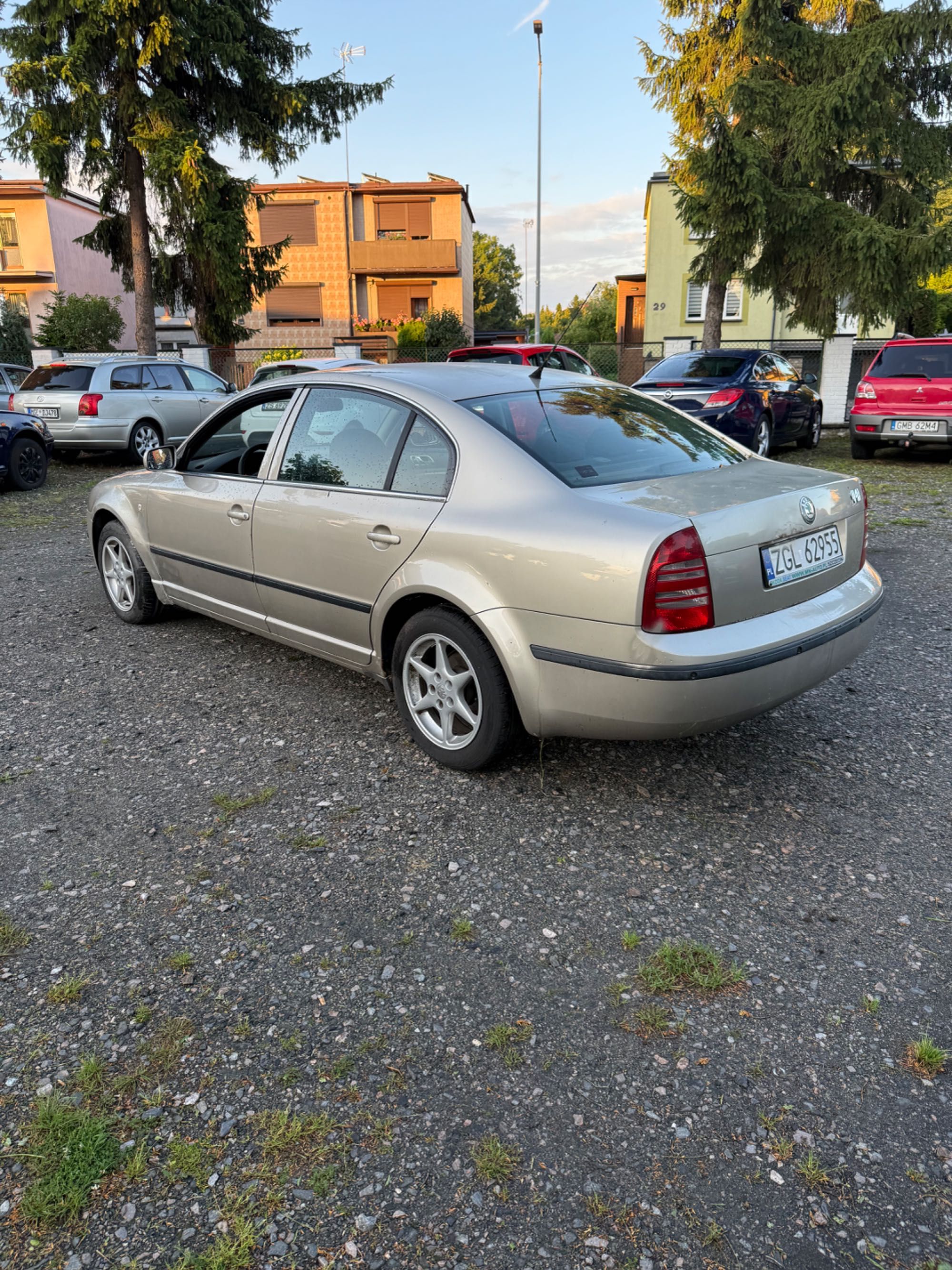 Skoda superb 2.0 TDI Navi/klima