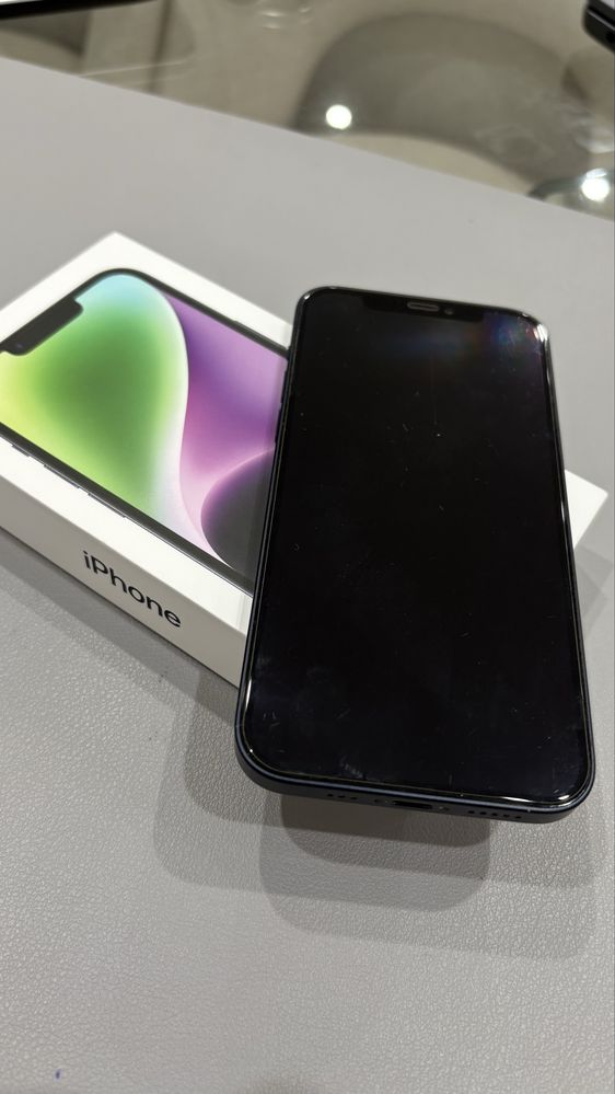 Vendo iphone 12 - 128 gb - preto