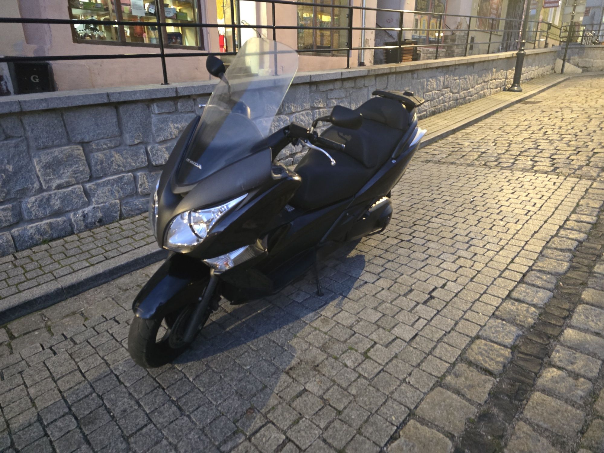 Honda Silver Wing FJS