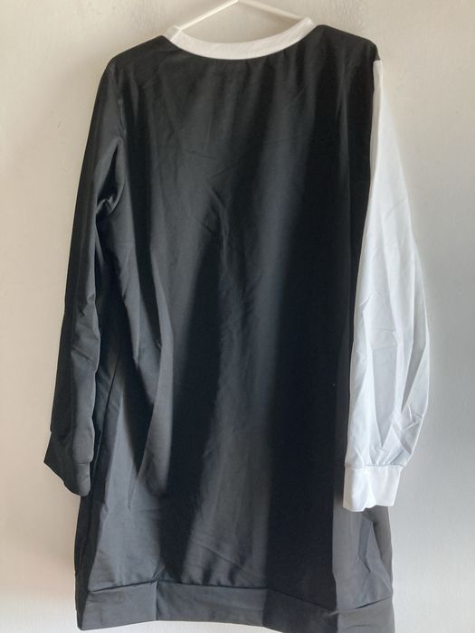 Vestido Novo tons nranco/ preto/ prata