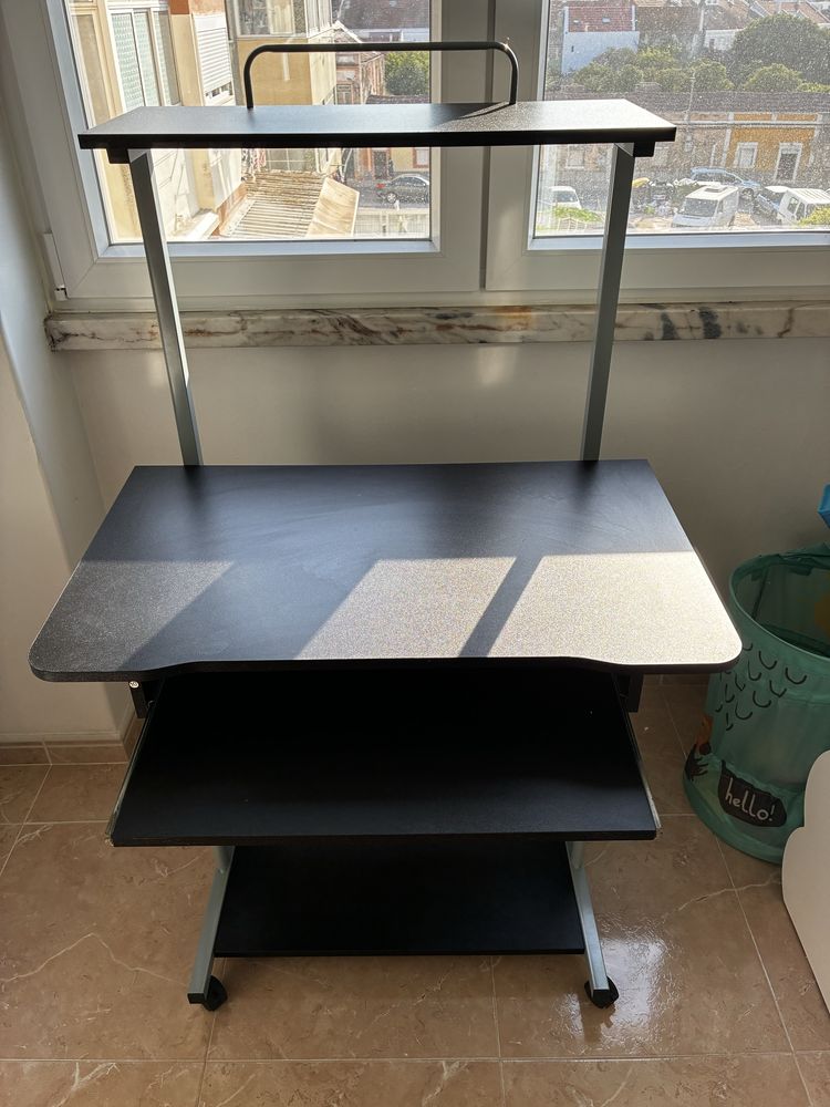 Secretária compacta 80x50x132