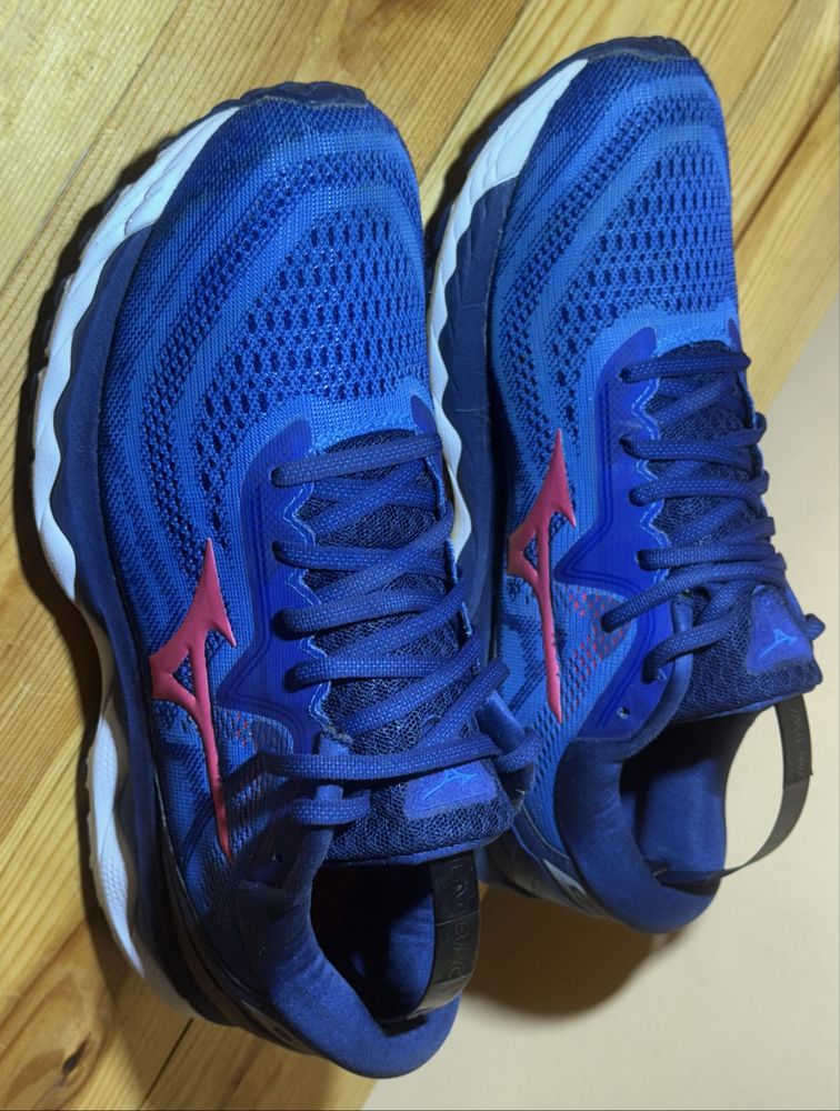 Оригінальні кросівки Brooks Glycerin GTS 20. Розмір 40,5(26 см)