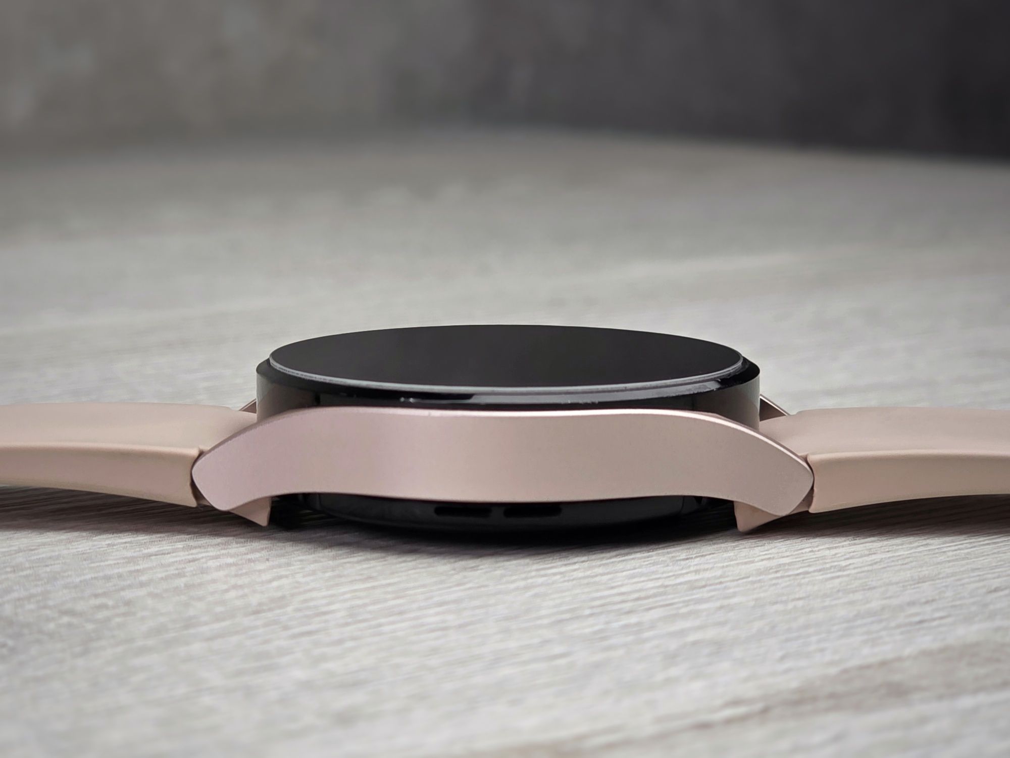 Смарт-годинник Samsung Galaxy Watch4 40mm LTE Gold (SM-R865U)
