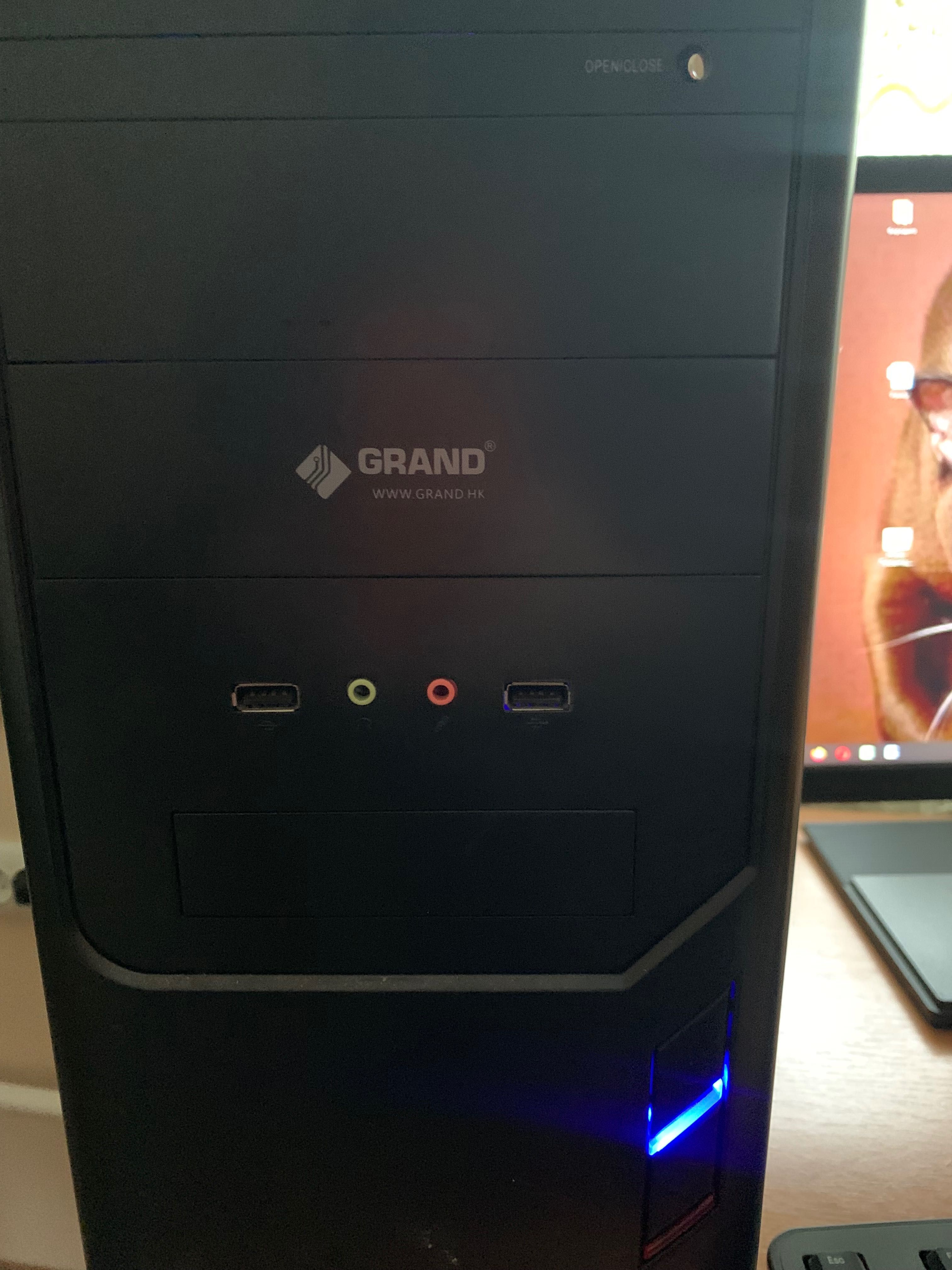 Компʼютер.Монітор Acer та системний блог Grand