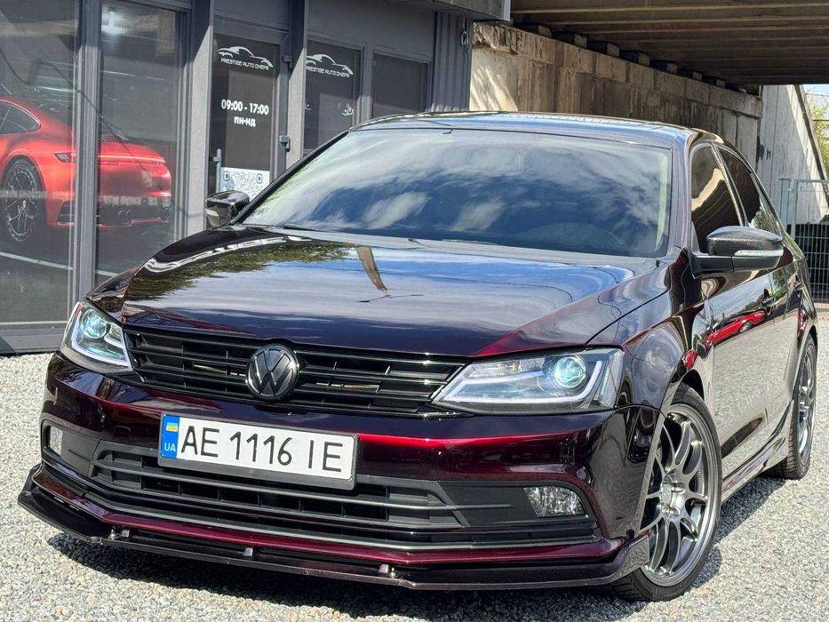 Продам Джетту 2015 год