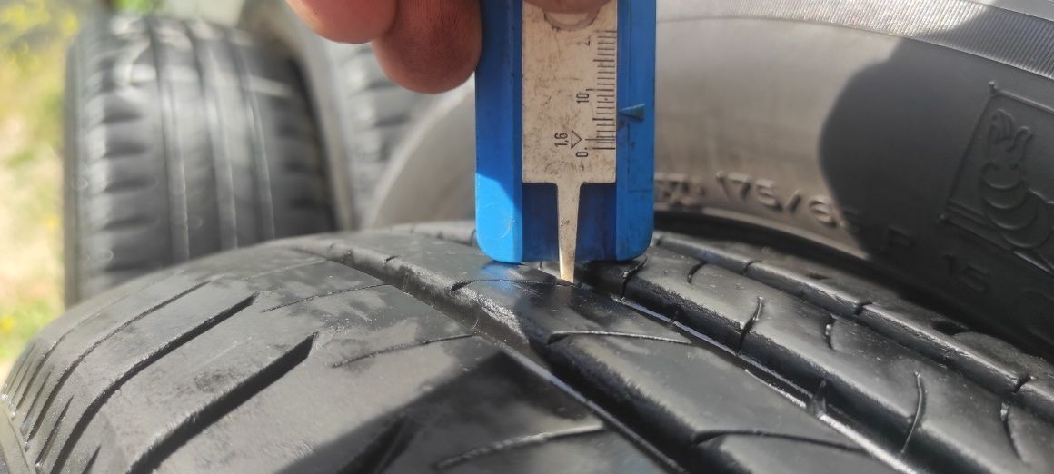 Sprzedam komplet opony 175 65 R15 Michelin