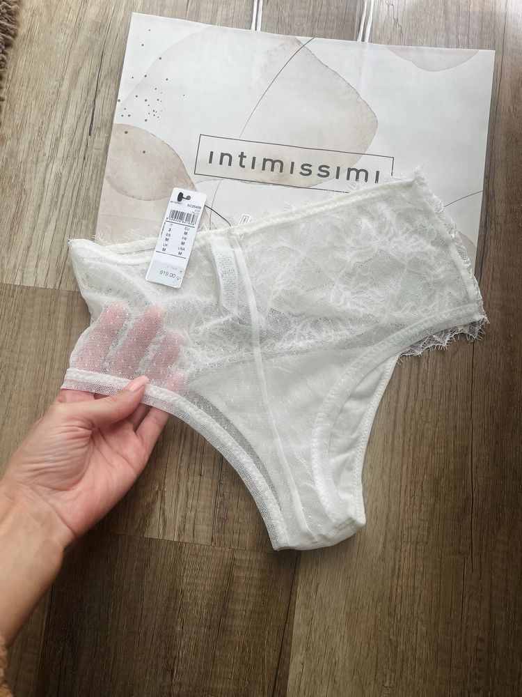 Intimissimi комлект корсет,бюстгальтер  трусики,фірмовий,люкс,брен