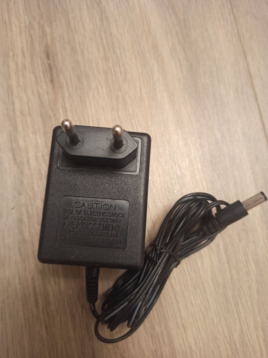 Zasilacz, Adaptor 6V