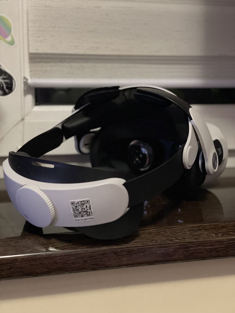 Шолом віртуальної реальності Oculus Quest 2 256GB