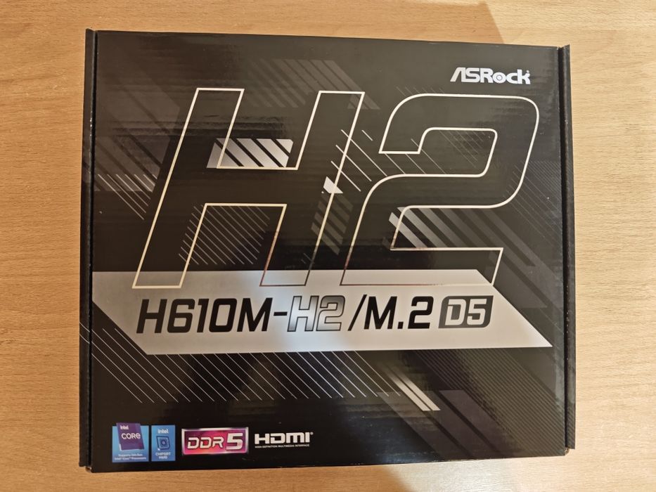 Материнська плата