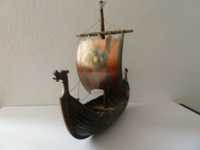Barco Drakkar Vikingo