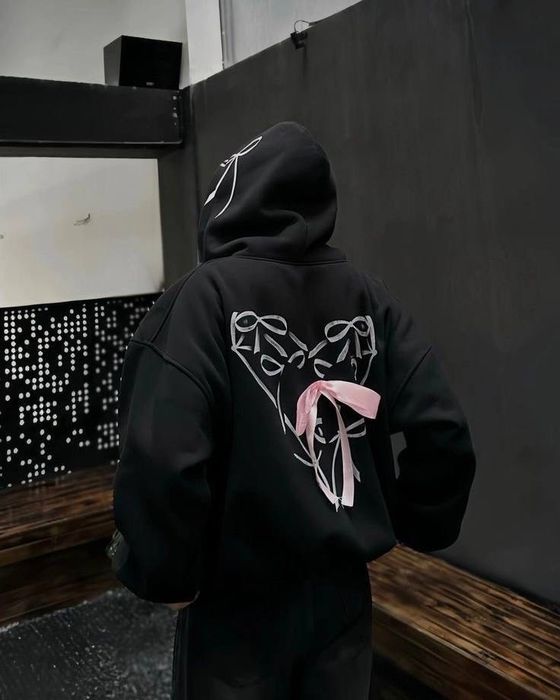 Худі з бантиками/ жіноче тепле худі/ чорне худі з принтом