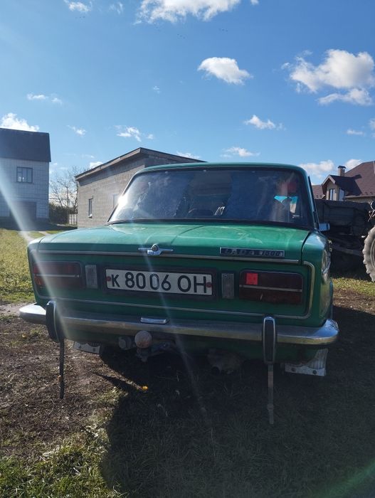 ВАЗ 2103 жигулі.