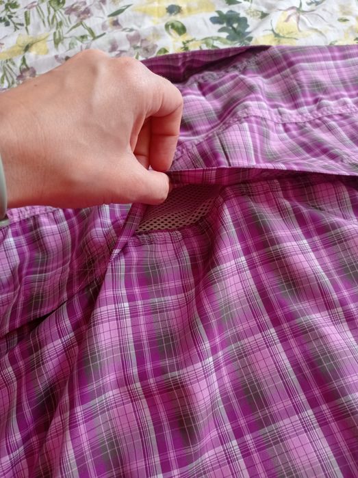 Koszula w kratę z krótkim rękawem kieszeń z przodu zapinana na guziki