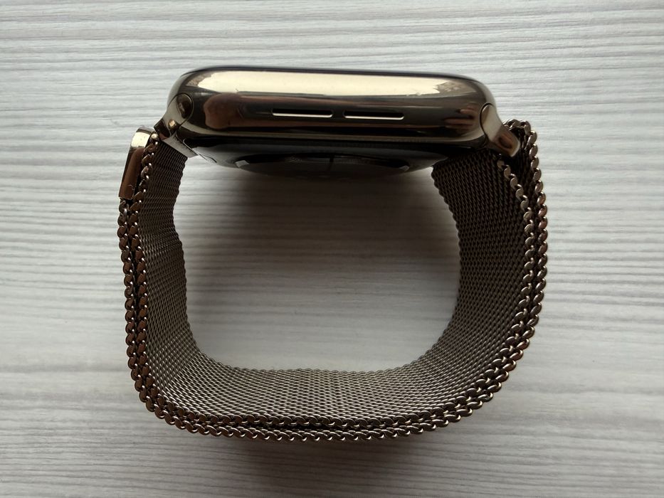 Apple Watch Series 6 Stainless Steel Gold 44mm (GPS+Cellular)