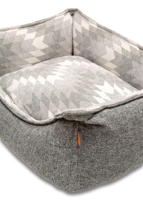 Подушка для животных. Любимые кошки и собаки.