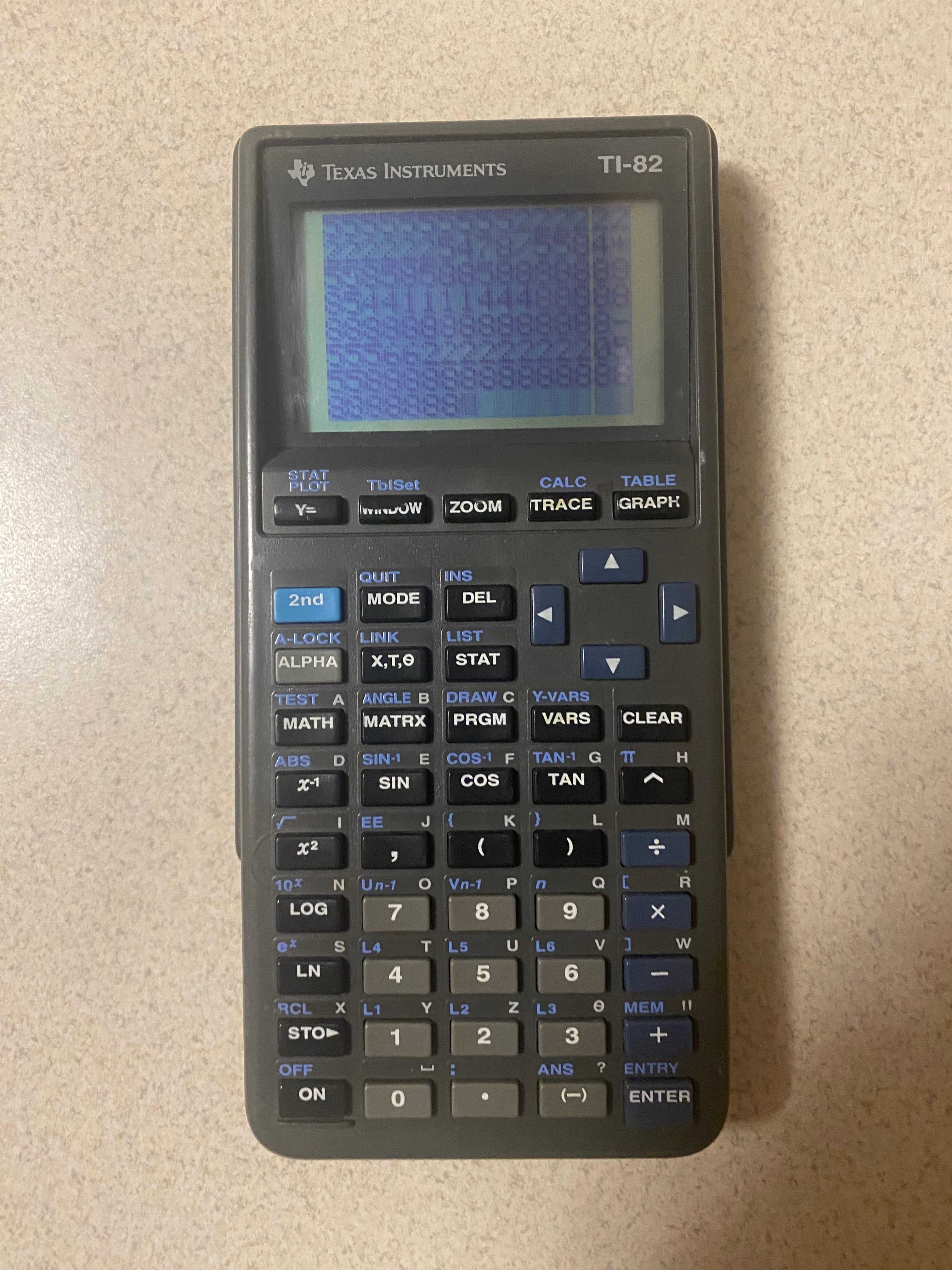 Калькулятори Texas Instruments TI 30 30X 82 Casio 24KO Graph 25