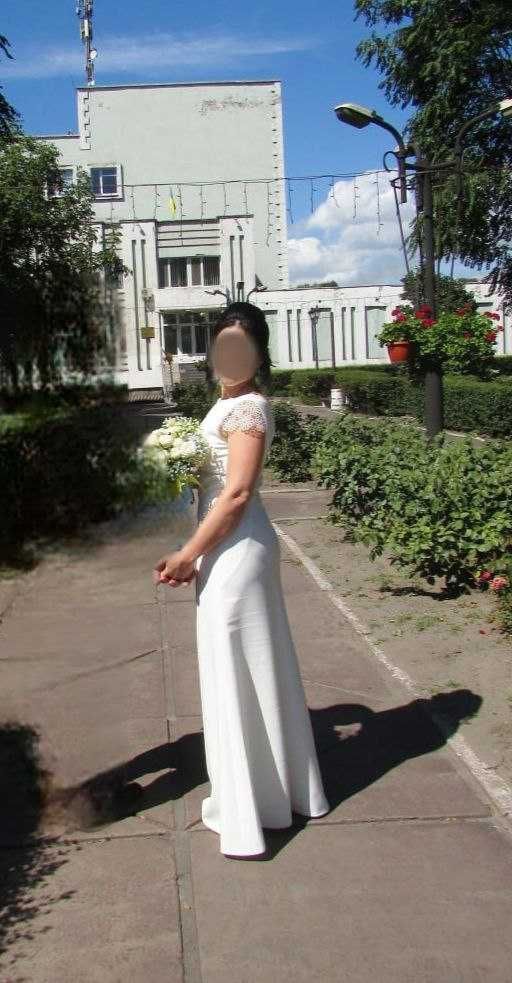Вишукана весільна сукня, на розпис S/M