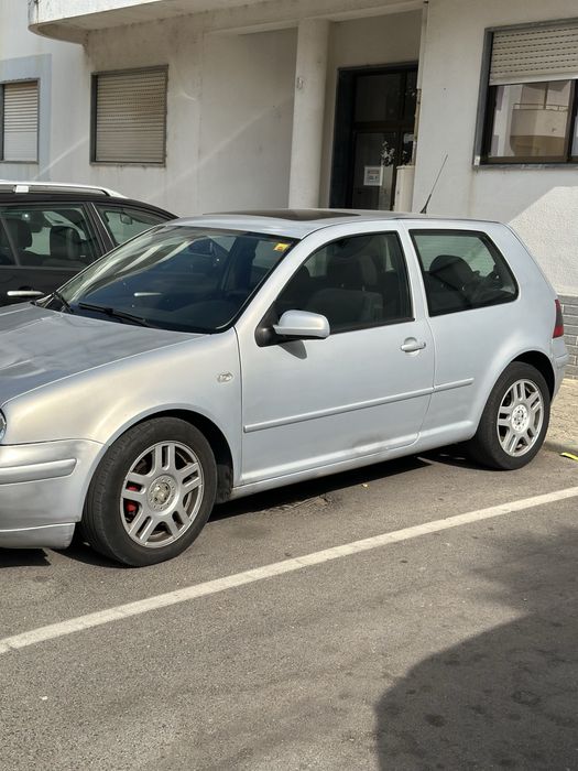 Volkswagen Golf IV 1998 – Excelente estado, bem conservado
