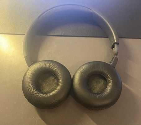 Headphones JBL (Noise Cancelling)