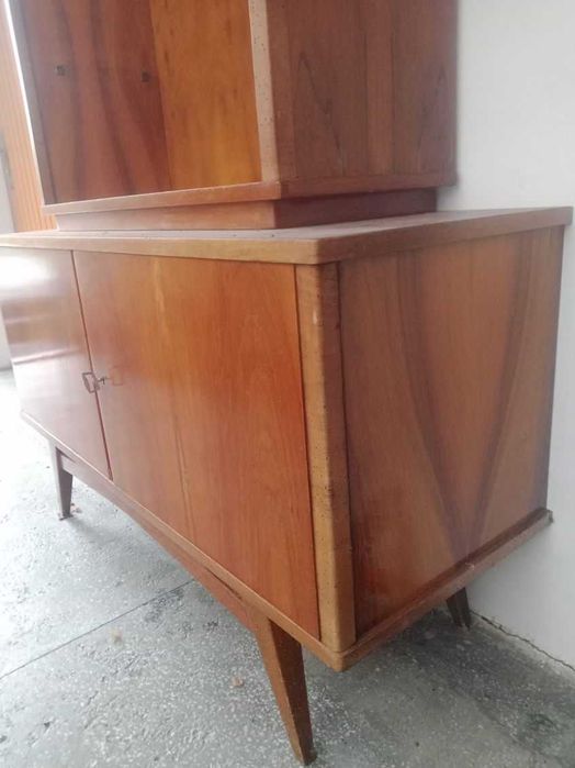 Oddam witrynę PRL Bytomska Fabryka Mebli