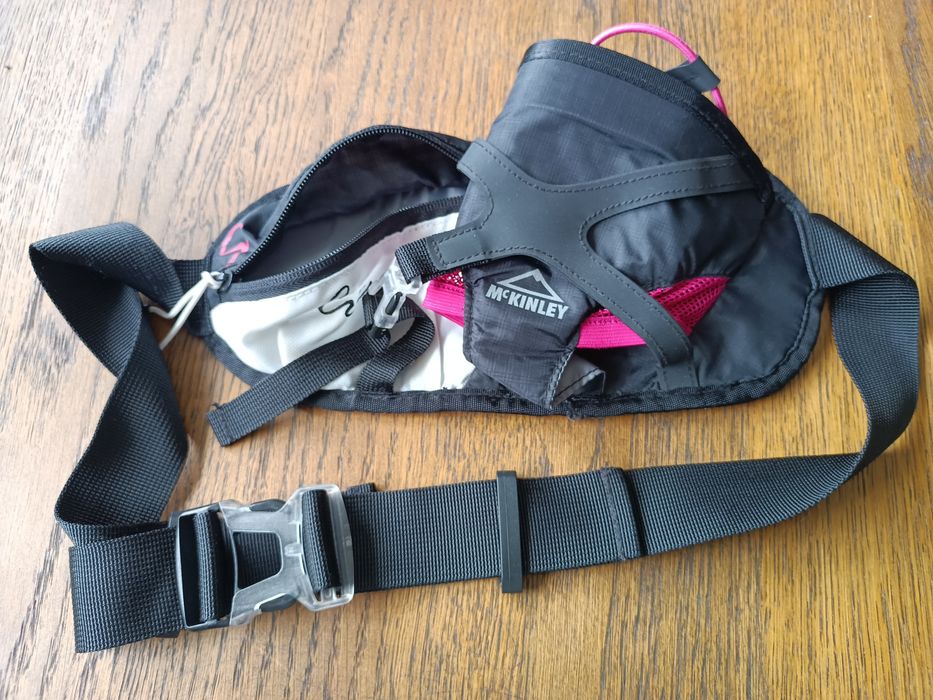 Nerka na bidon i telefon dla biegacza