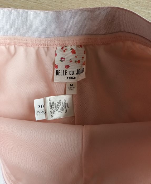 Belle du Jour krótkie spodenki z cekinami