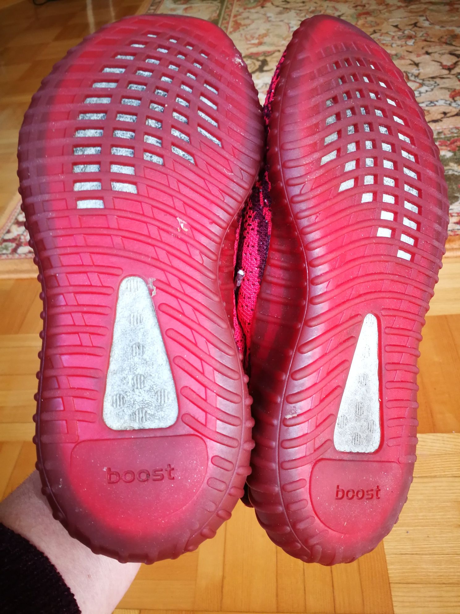 Buty sportowe Adidas yezzy 350 Boost rozmiar 39 i 1/3