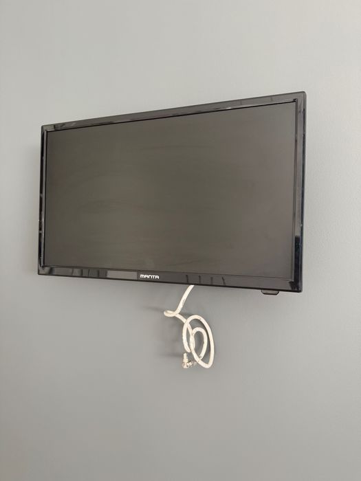 Manta Led TV 22 jak nowy