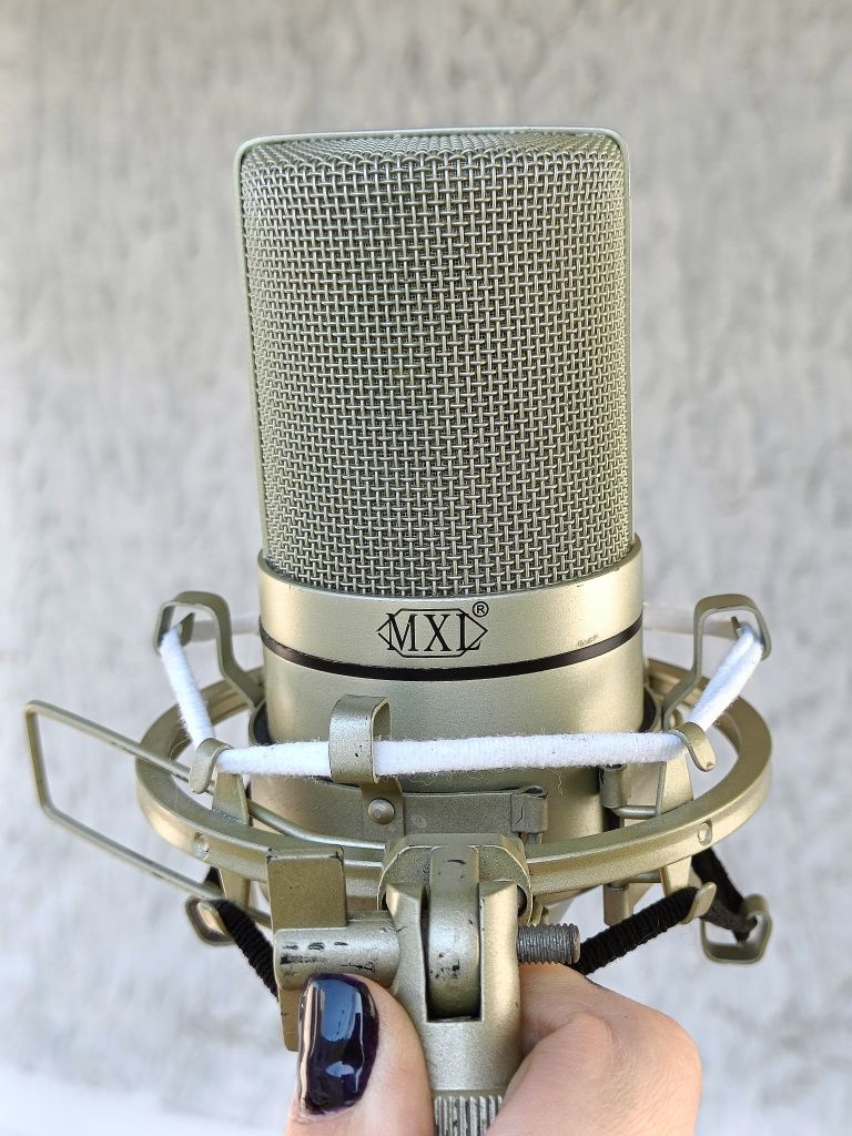 Студийный микрофон Marshall Electronics MXL 990