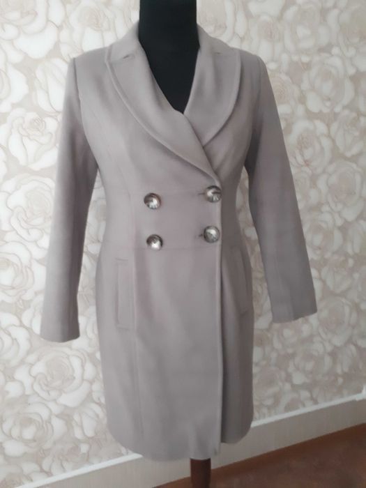 Продам женское пальто