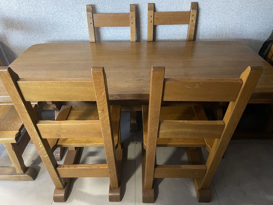 Stół dębowy + 8 krzesel. Odbiór osobisty.