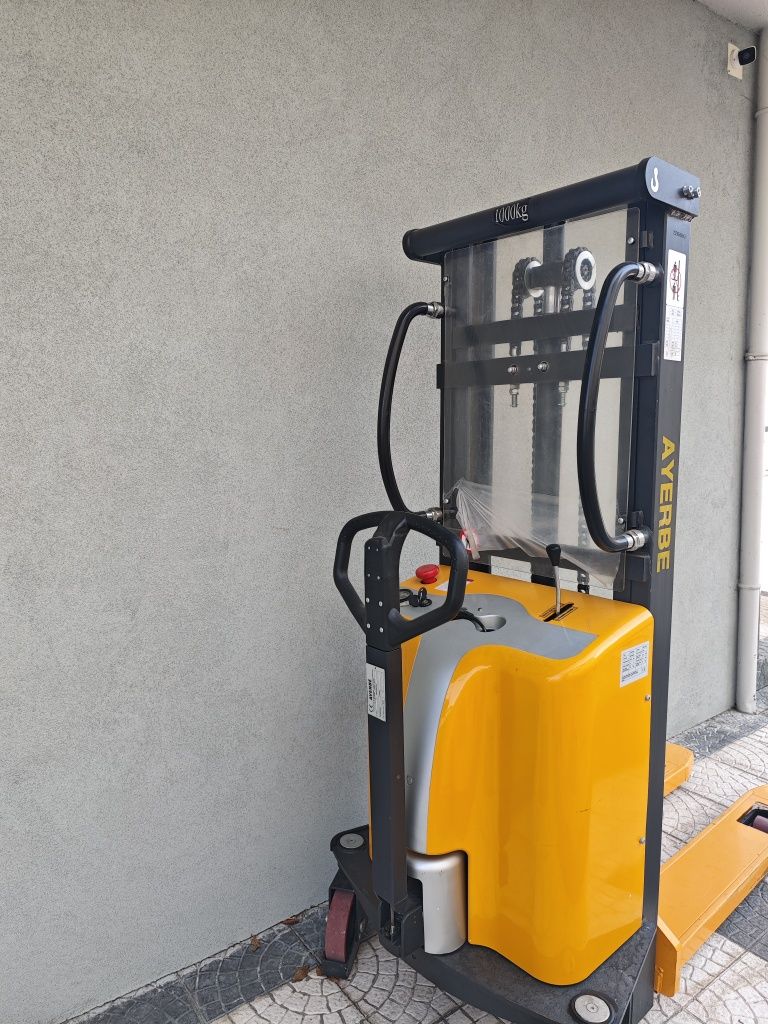 Empilhador Porta Paletes Eléctrico Novo