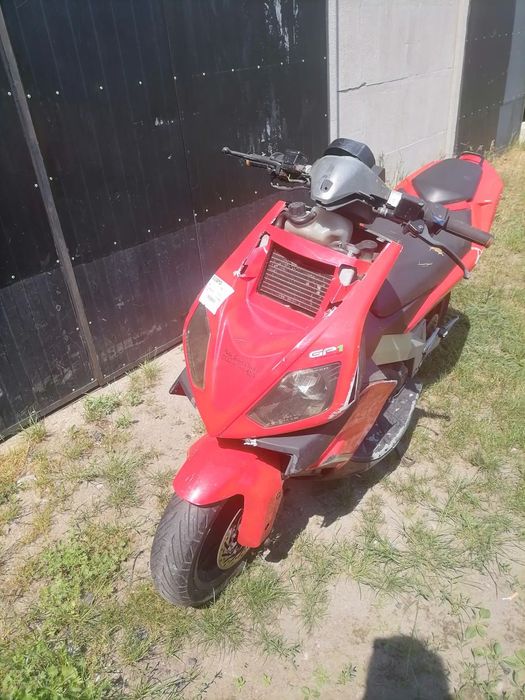 Derbi GP1 50 Racing cała na części silnik lampa czasza gaźnik lagi licznik