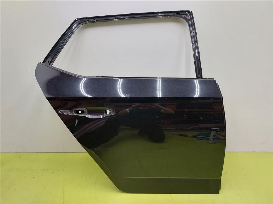 Drzwi tył prawy Skoda Fabia III 2014-2018R  HHB 5 DRZWI CZARNE