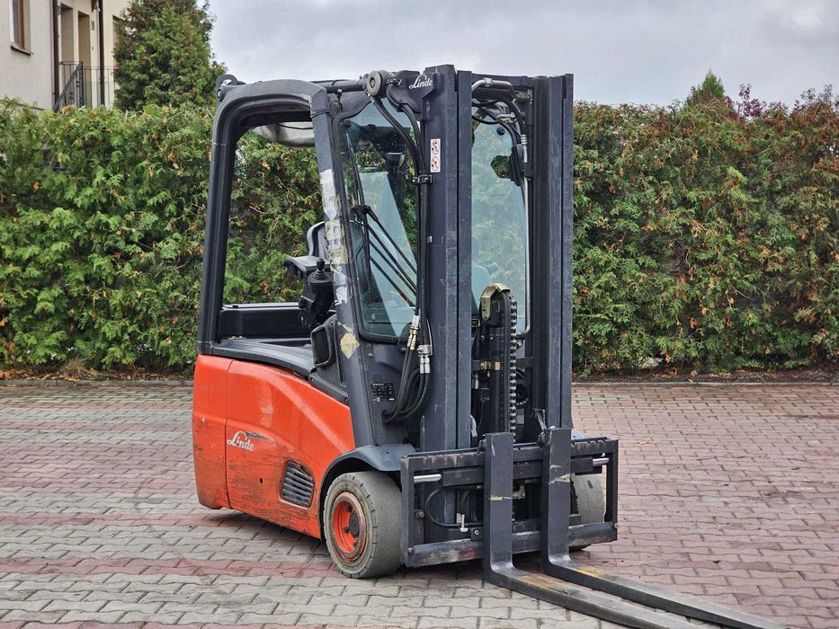 Wózek widłowy Linde E16-01 Triplex 2012r. Elektryczny