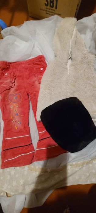 Віддам безкоштовно речі 3 років іграшки