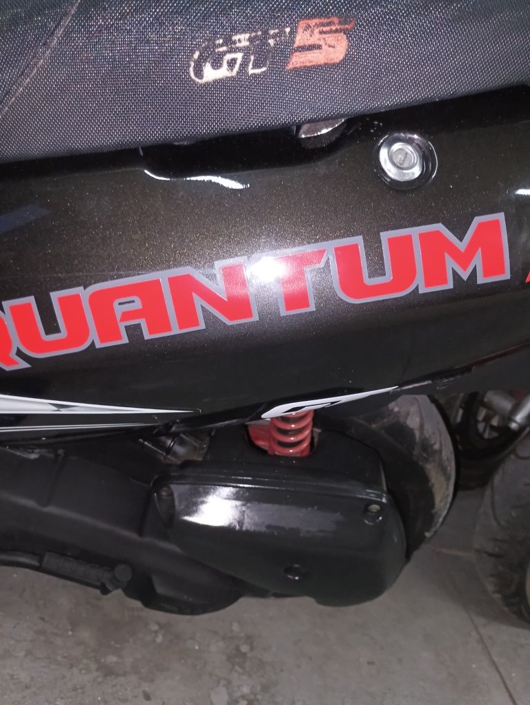 Zipp øuantum50 2T Duży Skuter prawie jak nowy