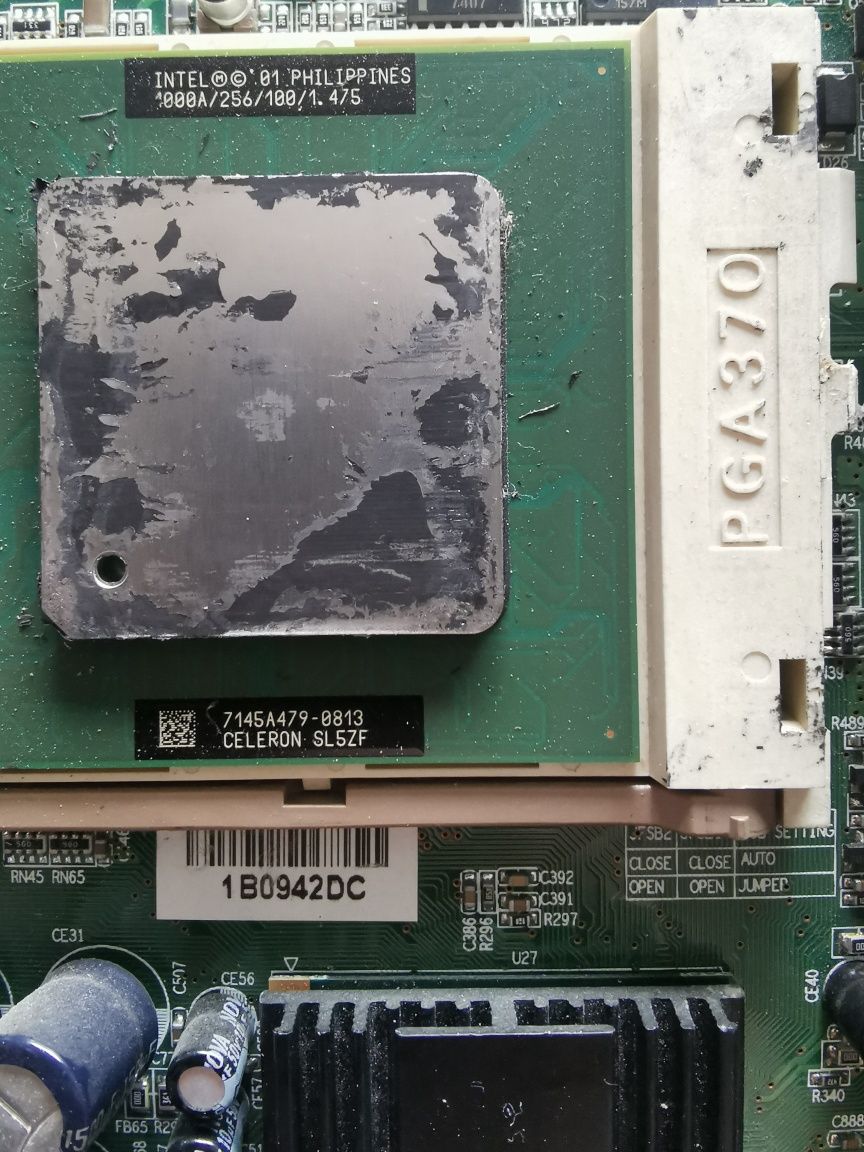 Motherboard QDI Advance 6T. Socket 370 Tualatin com cpu/ram