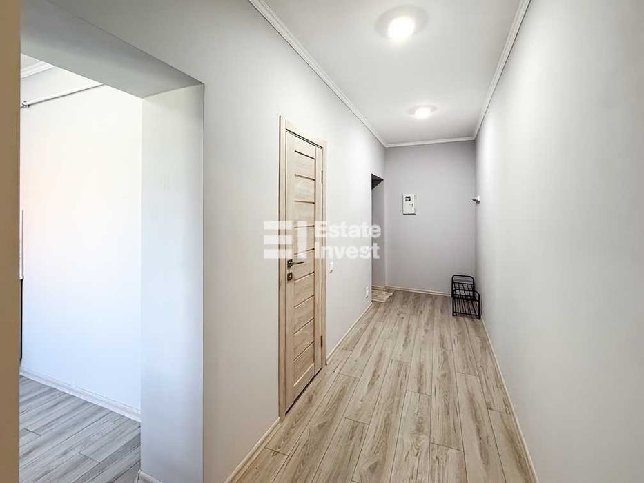 Продам 2 кімн. квартиру. Центр. м. Бекетова. Куликівський узвіз, 13.